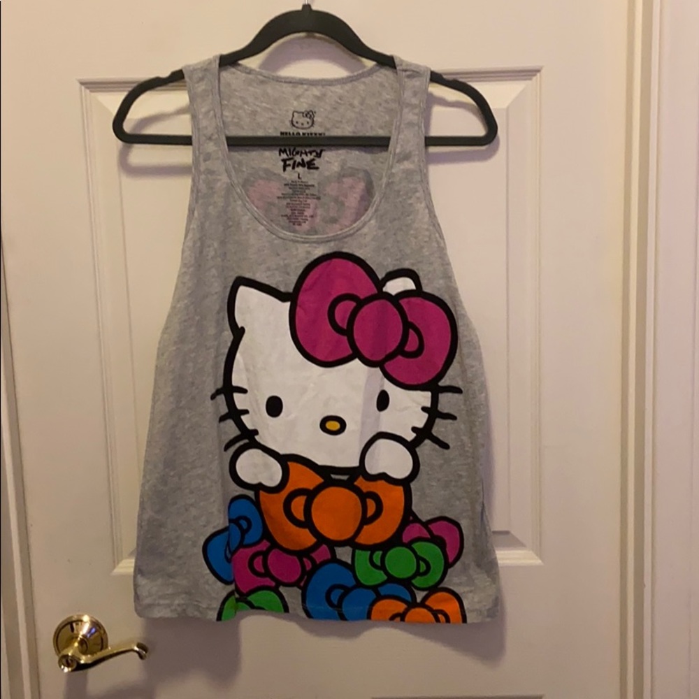 Hello Kitty tank